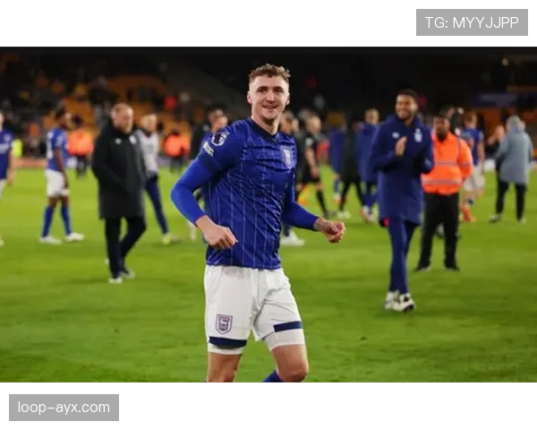 维拉萨维奇状态回暖，助球队英超赛场表现亮眼