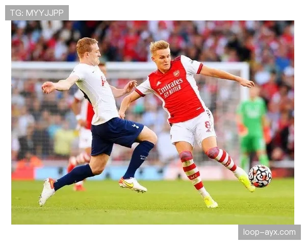 阿伊纳状态回暖助球队重返胜轨，英超赛场展现亮眼表现